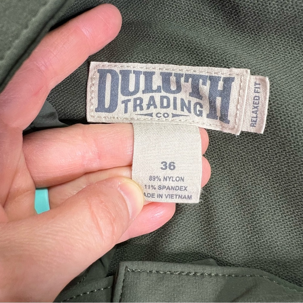 Duluth Trading Co Green Flat Front Men Shorts - Picture 5 of 7